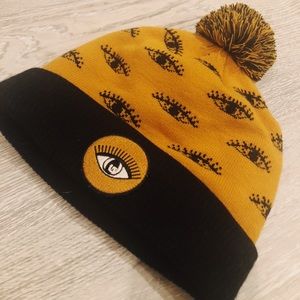 Pom Beanie!!!!